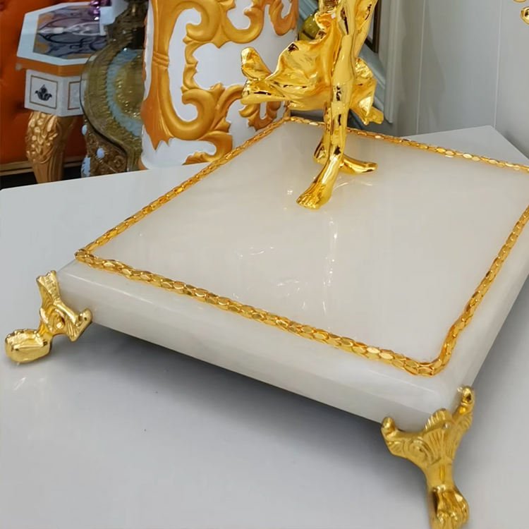 Medieval Luxury Golden Table Clock Retro-Style Antique Desk&Table Goddess Statue Quartz Needle Display Digital Roman Motive - Image 2