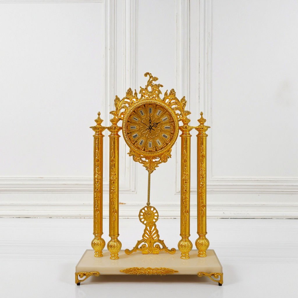 European Court Shabby Chic Desk Clock Creative Golden Brass Needle Projection Antique Style Electronic Movement Quartz Function