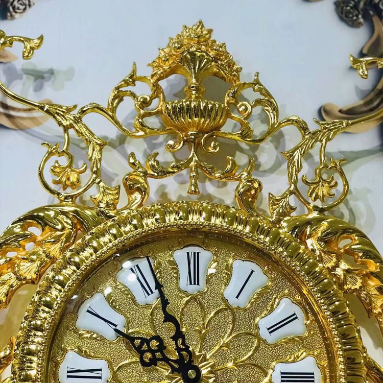 European Design Wall Clock Luxury Decoration Wall Clocks Handmade Golden Antique Style Wall Clock - Image 3