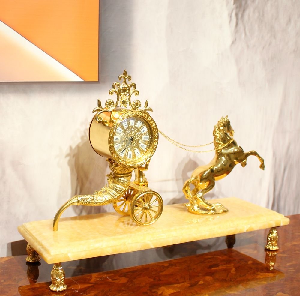 Luxury Design Marble Desk Clock Golden Carriage Table & Home Decor Clock